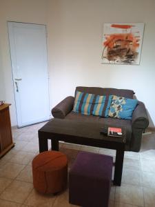 Residencial cerca del rio y del centro