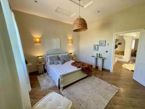 Villa Ambre with Pool And Garden