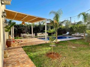 Villa Ambre with Pool And Garden