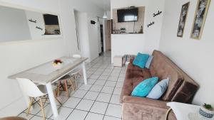Apartamento 1 dormitório,4 minutos do mar e centro
