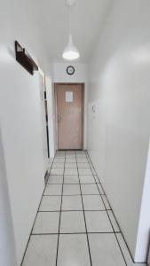 Apartamento 1 dormitório,4 minutos do mar e centro