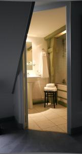 Hotels Relais Hotelier Douce France : photos des chambres
