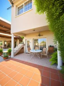 Three Bedroom with Fireplace and Piano - Trimithousa