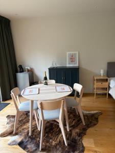 Cozy guestroom near city center