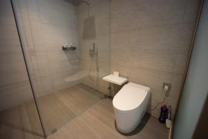 The Azure Villa W Large Pool And Outdoor Garden