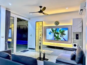 Villa Del Sol Private 2BR with Pool and Cinema