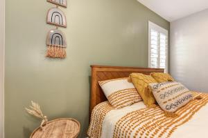 Charming Home, near beautiful park and tennis courts!