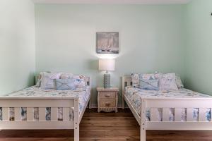 6032 Rookery 3 Sandy Blessings Over Looks Pool with easy access