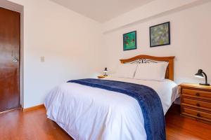 M701 Malecón View Apartment 3 BDR