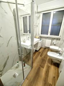 Single Room with Private External Bathroom