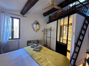 Duplex Atelier coeur de Lourmarin