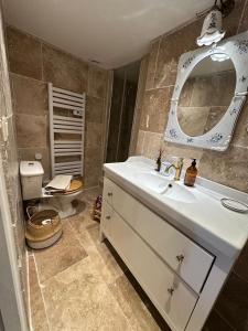 Duplex Atelier coeur de Lourmarin