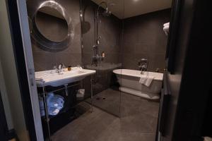 Hotels Hotel du cirque et de la cascade : photos des chambres