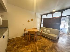 RentUp - Monoambiente Funcional Zona Tribunales, Colón y Teatros