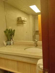 Condo 604 Baguio retreat with pool and gym