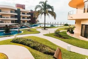 Casa Amigos , entire 3 bedroom ground floor condo at Playa Grande Condominium Resort - El Coco