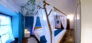 Fairy Castle - Capriglio