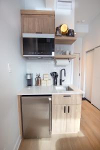 Studio #4 - Self Check-In - Plateau - St-Denis