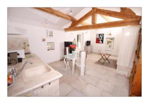 Appartements Mas Chansonnet Gites et Chambres d'hotes de charme : photos des chambres