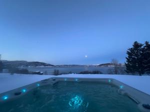 House with panoramic sea view, nearby Senja