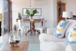 Rocky Bay on the View