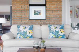 Rocky Bay on the View