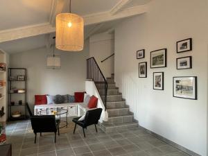 La Solane - Grande maison sous les pins