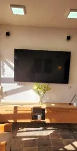 מול השדות-הווילה - ‘En Dor