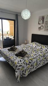 Los Cristianos Heated Pool Sea View AC