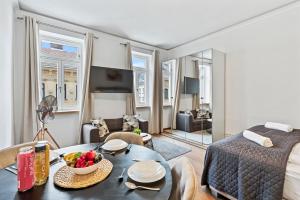 Avío, stylish Studio, smart TV, 2 Beds