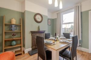 Comfy, stylish 3 bed townhouse