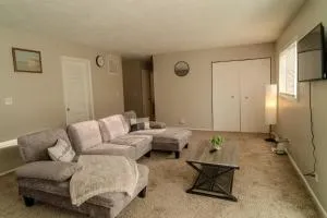 The Cozy Retreat - Addison