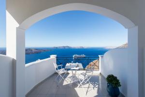 Villa Renos Hotel Santorini Greece