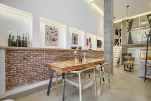 Beautiful apartment in the center surrounded by parks