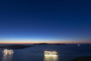 Villa Renos Hotel Santorini Greece