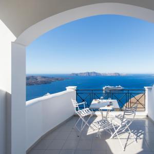 Villa Renos Hotel Santorini Greece