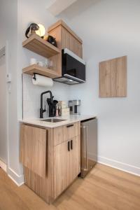 Studio #1 - Self Check-In - Plateau - St-Denis