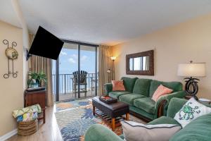 Sands Beach Club 922