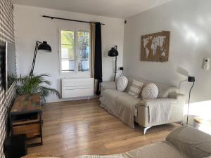 Villas Bastide a Trans en Provence avec piscine et vue sur le massif des Maures : photos des chambres
