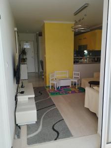 Azure view apartment