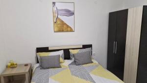 Positive Apartment - Слънчев уют и огромна веранда в сърцето на Петрич