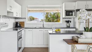 Beachdrift - Classic Beach House - Holiday Yamba