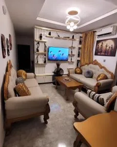 stay at Creo's one bedroom swimming pool and gym - Ibeju