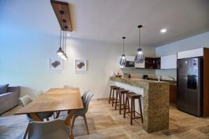 Homely and Equipped 2BR in Paramar VE - with Swim up Pool in Aldea Zama