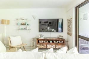 Tea Trees 3 - relaxed coastal apartment, location!