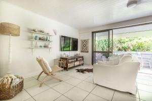 Tea Trees 3 - relaxed coastal apartment, location!