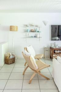 Tea Trees 3 - relaxed coastal apartment, location!
