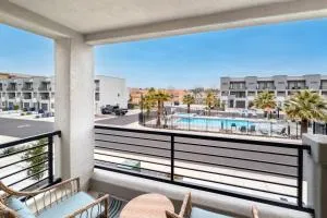 Luxury Stay at The Vue Pool Spa & Pickleball - Southern Trailer Park