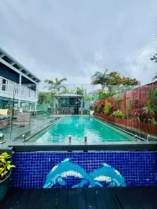 House at the Heart of Entrance! Sleeps 18 - Long Jetty