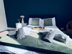 Harrington House - 6 Bedrooms - Sleeps 15